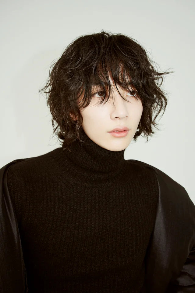 JEONGHAN & JOSHUA (SEVENTEEN) - ELLE Japan Oct 2023 Issue
